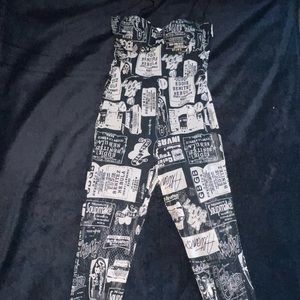 Graphic mesh one piece size L